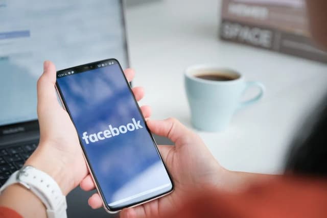 Jak dodać zdjęcie na Facebooku - proste kroki, które musisz znać Jak dodać zdjęcie na Facebooku - proste kroki, które musisz znać