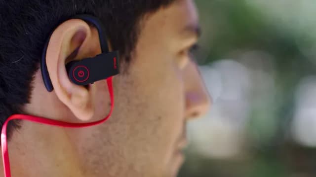 Czy słuchawki bezprzewodowe są zdrowe? Odkryj prawdę o ich bezpieczeństwie Czy słuchawki bezprzewodowe są zdrowe? Odkryj prawdę o ich bezpieczeństwie