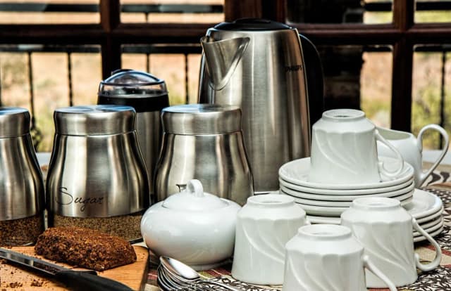 Jak działa czajnik bezprzewodowy? Odkryj jego tajemnice i funkcje Jak działa czajnik bezprzewodowy? Odkryj jego tajemnice i funkcje